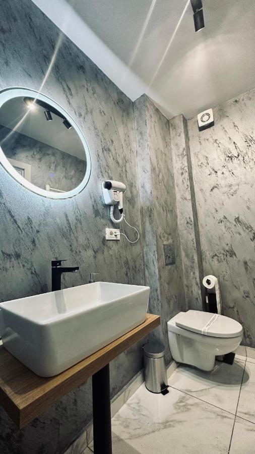 Stay Inn Central Brasov Ap 3 Екстер'єр фото